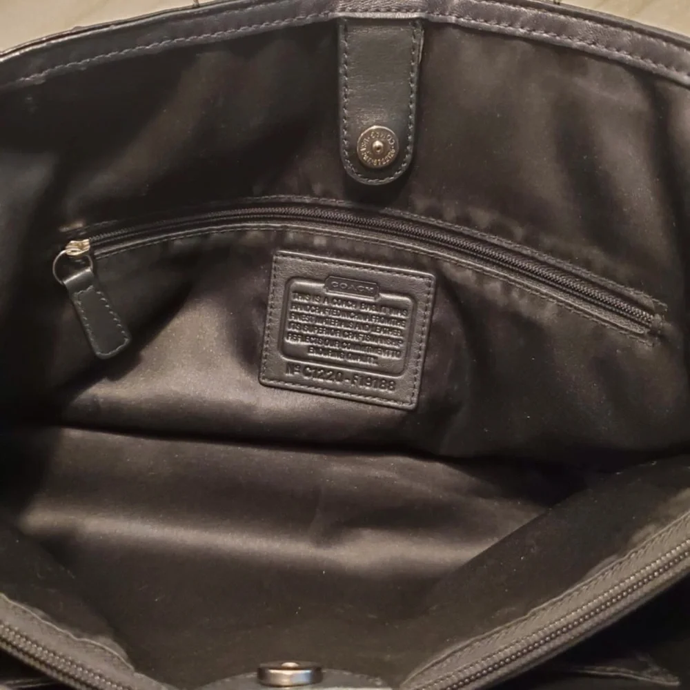 Coach F19188 Penelope Satchel in Black Logo Print
